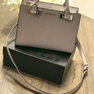 Michael Kors Crossbody/Top Handle Bag